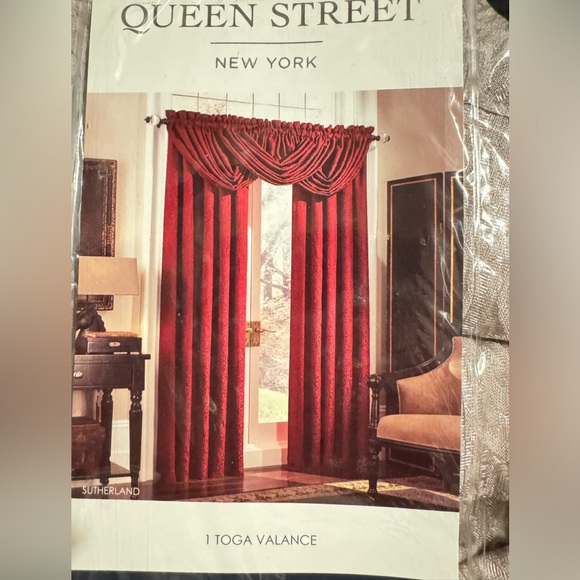 Toga valance X 2 price is for both - Picture 2 of 3